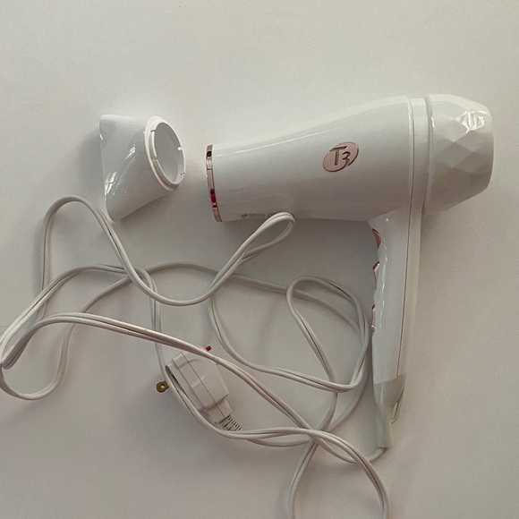 T3 Featherweight 2 Professional Salon Hair Dryer - Picture 1 of 8